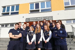 B9854BEC-52D2-42EF-B71D-E89709DE6523