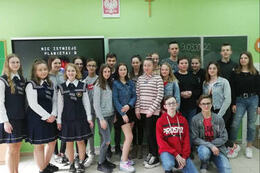 8F5D6A94-6DA3-40A8-9B76-CF578C64DA3A